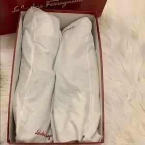 Salvatore Ferragamo | Shoes | Euc Salvatore Ferragamo Rio  display picture 3